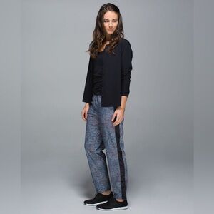 Lululemon Rise & Shine Trouser in Bead Envy Silver Spoon Multi / Black